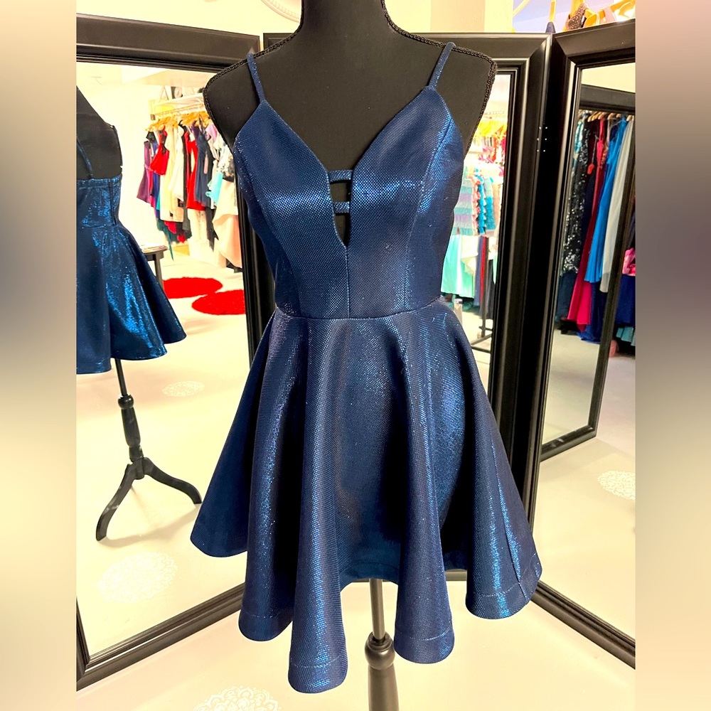 Short metallic dress